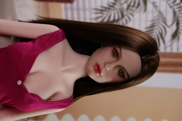 תמונה של בובת מין במבצע - אמילי פוקס 150 ס"מ